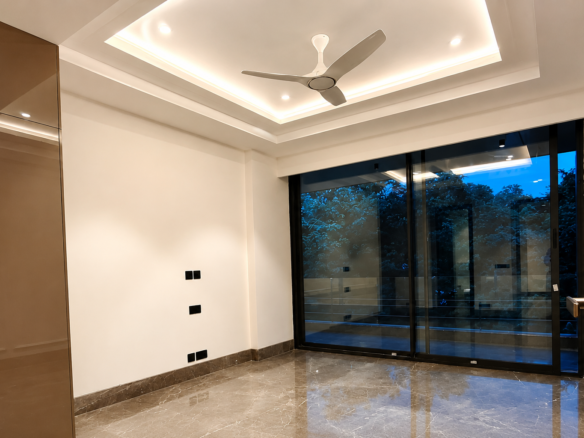 Sushant lok 1 300 sqyard