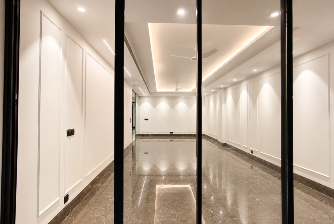 Sushant lok 1 300 sqyard